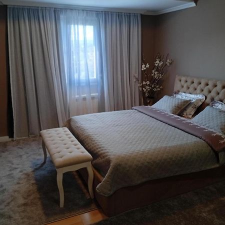 Apartment Shafi 8 Tbilisi Buitenkant foto