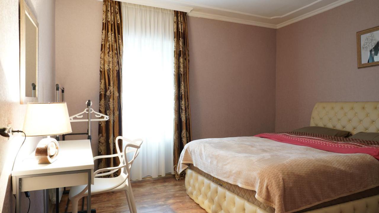 Apartment Shafi 8 Tbilisi Buitenkant foto