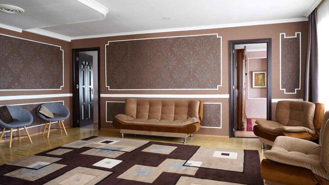 Apartment Shafi 8 Tbilisi Buitenkant foto