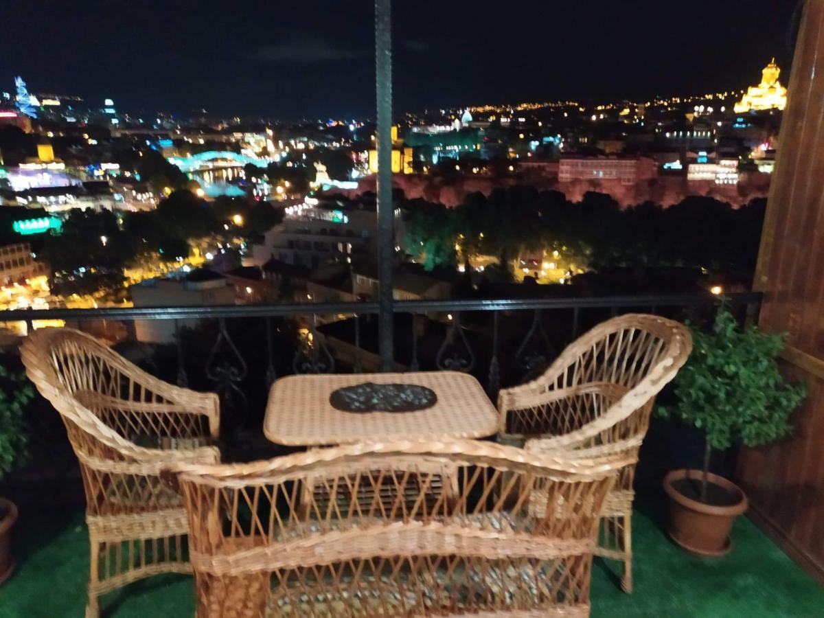 Apartment Shafi 8 Tbilisi Buitenkant foto